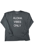 Load image into Gallery viewer, ALOHA VIDES ONLY / PIGMENT LONG SLEEVE (Black)
